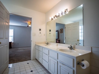 Beautiful 3BR/2BA Home on 1.3 Acres! This well-maintained home - photo 31