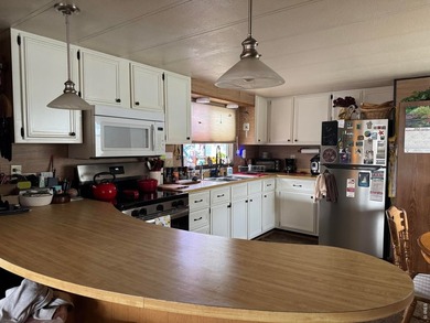 Lovely and affordable 2-bedroom, 1-bath home located in the - photo 11
