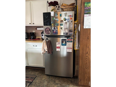 Lovely and affordable 2-bedroom, 1-bath home located in the - photo 12