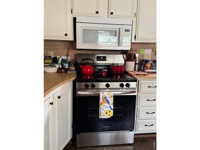 Lovely and affordable 2-bedroom, 1-bath home located in the - photo 13