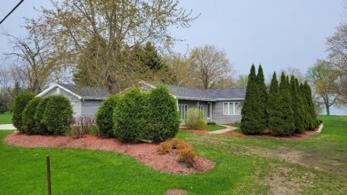 Lake Winnebago Home For Sale in Fond Du Lac Wisconsin