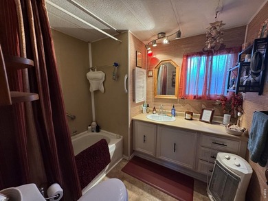 Lovely and affordable 2-bedroom, 1-bath home located in the - photo 20