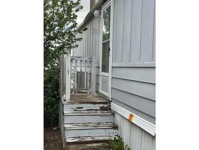 Lovely and affordable 2-bedroom, 1-bath home located in the - photo 25