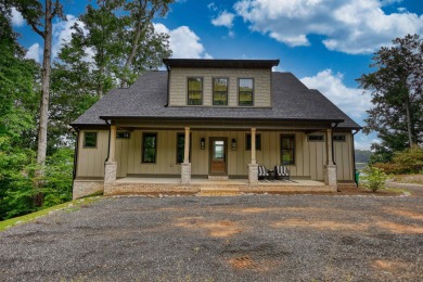 Lake Home For Sale in Eatonton, Georgia