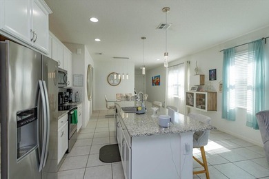 ASSUMABLE SOLAR -- own this home AND its low energy bill. This - photo 11