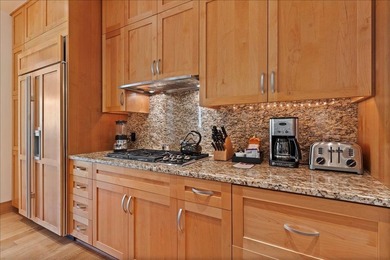 Welcome to Montage Residences Kapalua Bay. Residence 5104 is a - photo 14