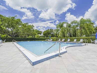 Beautifully renovated with stunning white tile, freshly painted - photo 42