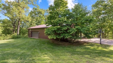 Welcome to 15 acres with over 400 feet of calm waterfront. This - photo 46