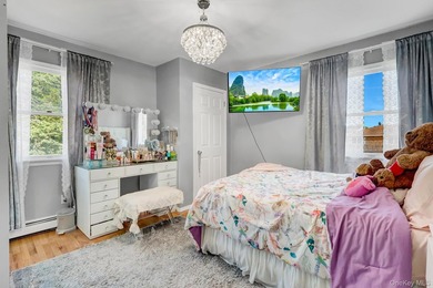 Move in condition Beautifully updated Energy Efficient home! - photo 13