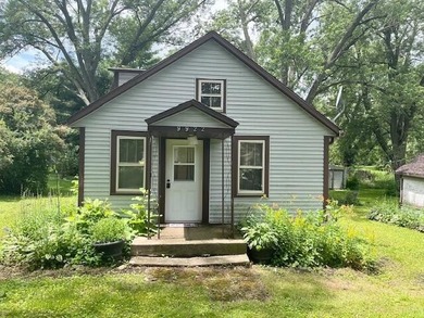 George Lake Home For Sale in Bristol Wisconsin