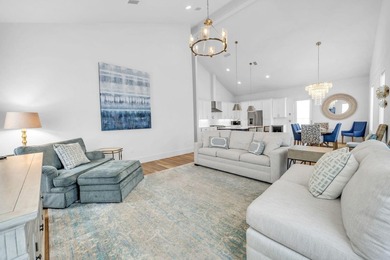 This beautifully designed single-level home features 3 bedrooms - photo 45