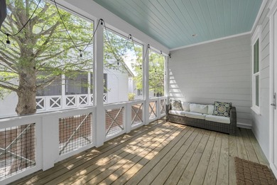 This beautifully designed single-level home features 3 bedrooms - photo 50