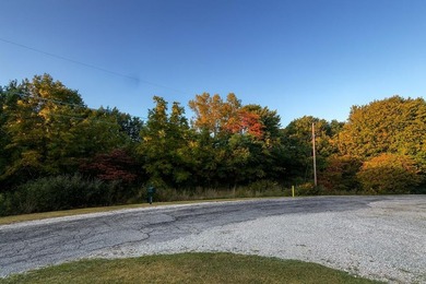 Nearly half-acre buildable lot in Holiday Lakes. Owners enjoy a - photo 2