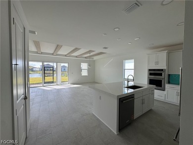 Discover the perfect blend of luxury, comfort, and modern living - photo 12