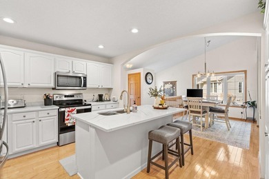 Convenient one level living Buffalo end unit townhouse in quiet - photo 28