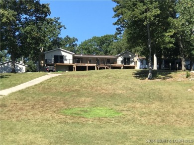 Lake of the Ozarks Home For Sale in Camdenton Missouri