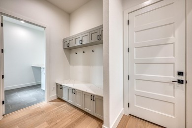 Hill Country Sunsets! Contemporary, clean and fresh. Move In - photo 11