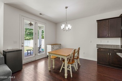 Welcome to this beautifully maintained, move-in-ready 4-bedroom - photo 14