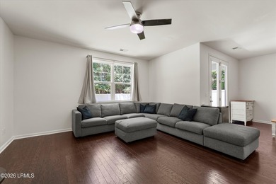 Welcome to this beautifully maintained, move-in-ready 4-bedroom - photo 15