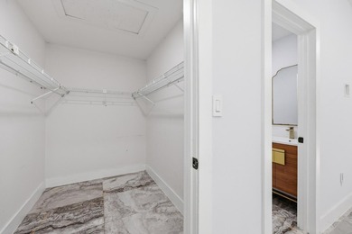 You'll love this beautifully updated corner unit, 2Bedroom - photo 15