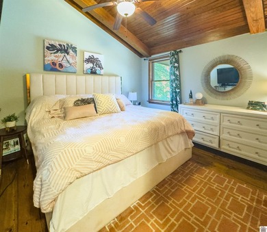 Enjoy lake life at its finest with this beautiful 4-bedroom - photo 15