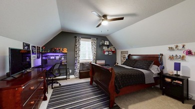 Beautiful Home located in an amazing neighborhood situated on a - photo 17