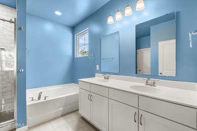 Welcome to this beautifully maintained, move-in-ready 4-bedroom - photo 20