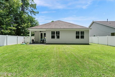 Welcome to this beautifully maintained, move-in-ready 4-bedroom - photo 23