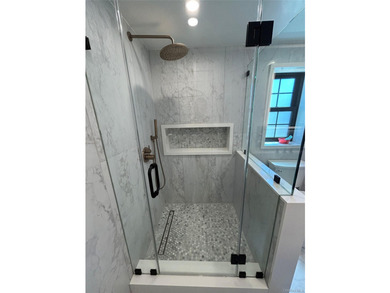 Welcome to this stunning completely detached, gut-renovated - photo 25