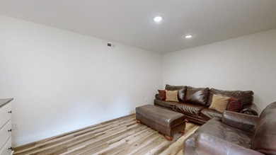 Beautiful Home located in an amazing neighborhood situated on a - photo 25