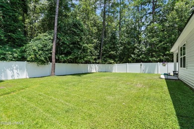 Welcome to this beautifully maintained, move-in-ready 4-bedroom - photo 26