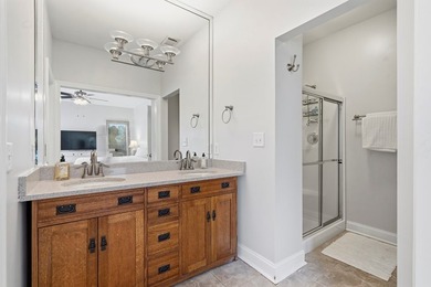 Stunning house on Lake Sinclair! This move in ready property has - photo 27