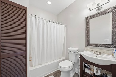 Stunning house on Lake Sinclair! This move in ready property has - photo 31