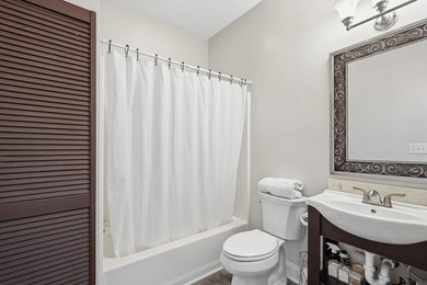 Stunning house on Lake Sinclair! This move in ready property has - photo 32