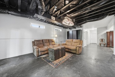 Stunning house on Lake Sinclair! This move in ready property has - photo 40