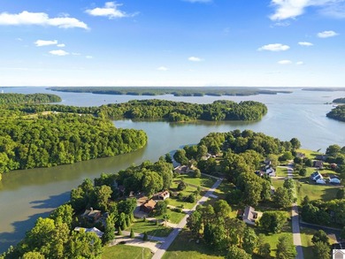 Enjoy lake life at its finest with this beautiful 4-bedroom - photo 49