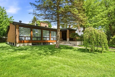 Un veritable joyau a decouvrir! Nichee au coeur d'un quartier - photo 1
