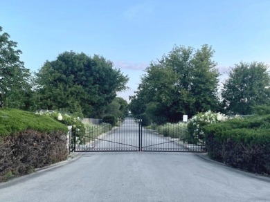 Lake Lot For Sale in Orland Park, Illinois