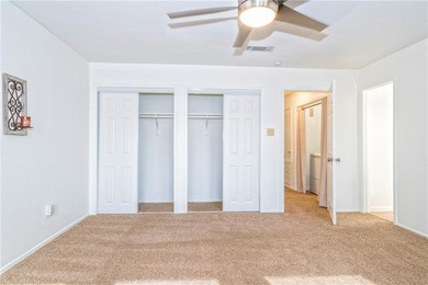 Discover the charm of this refreshed 2-bedroom, 2.5-bathroom - photo 28
