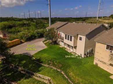 Discover the charm of this refreshed 2-bedroom, 2.5-bathroom - photo 33