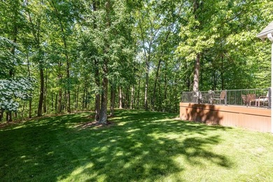 Enjoy this private lane that invites you to this beautiful 24 - photo 45