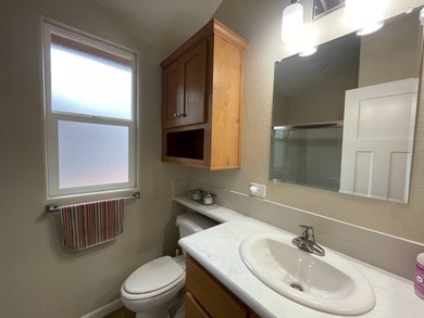 A beautifully appointed park model home that offers everything - photo 9