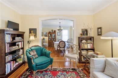The 6 Brooks Avenue property is ideally located on Aquidneck - photo 14