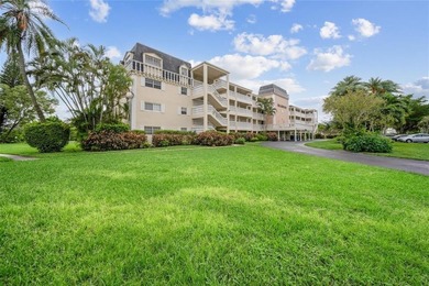Briarwood Club in the heart of Coral Springs. Spacious 2-Beds - photo 15