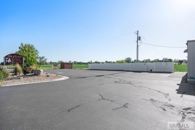 Sellers are moving up and into a bigger space! They established - photo 16