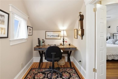 The 6 Brooks Avenue property is ideally located on Aquidneck - photo 17