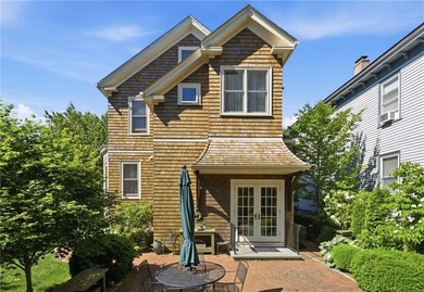 The 6 Brooks Avenue property is ideally located on Aquidneck - photo 31