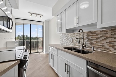 BEAUTIFUL, TOTALLY RENOVATED 2/2 IN DESIRABLE PORTSVIEW AT THE