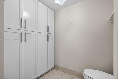 BEAUTIFUL, TOTALLY RENOVATED 2/2 IN DESIRABLE PORTSVIEW AT THE