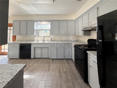Welcome to this spacious 4-bedroom, 2-bathroom two-story home - photo 5